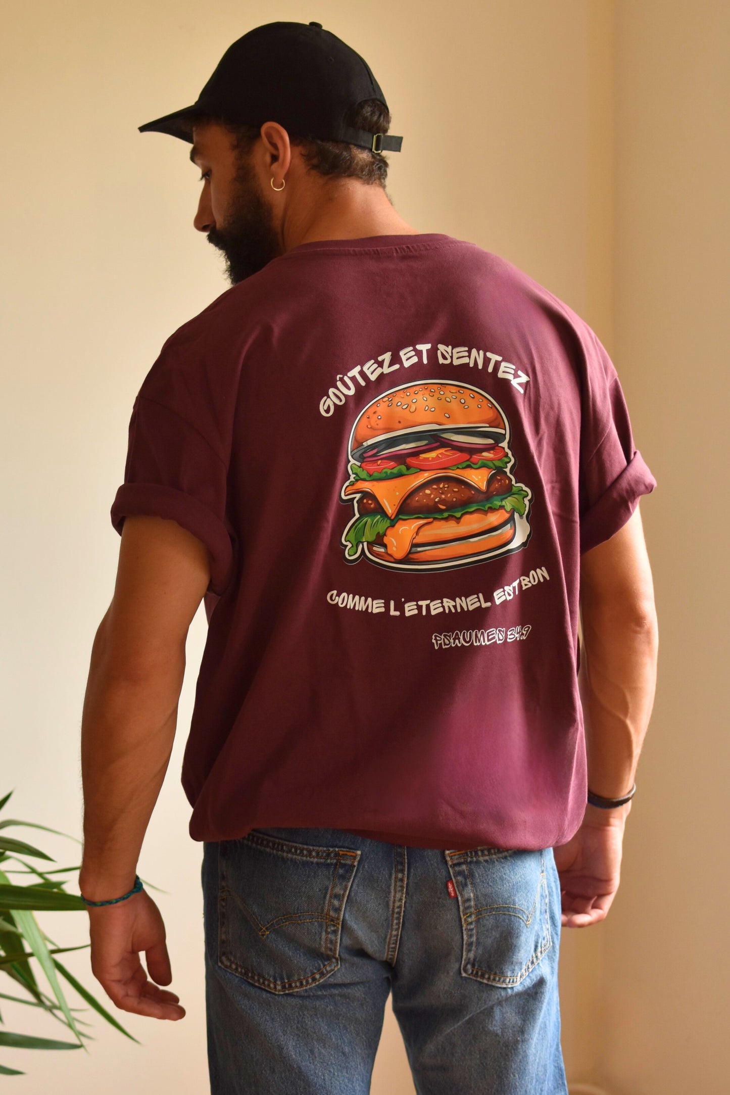 T-shirt chrétien oversize – Psaumes 34:9 “Burger”