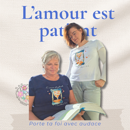 T-shirt chrétien en coton bio – Sablier & Message d’Amour Éternel